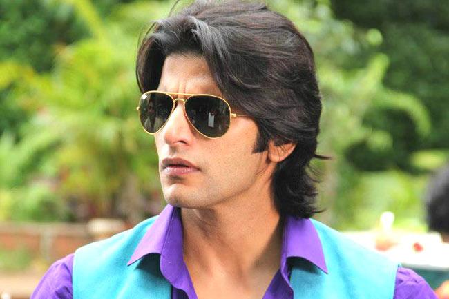 TV actor Karanvir Bohra under immense pain, will have to undergo surgery