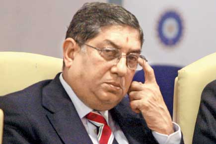 Srinivasan agrees to keep away from IPL, seeks SC nod for BCCI