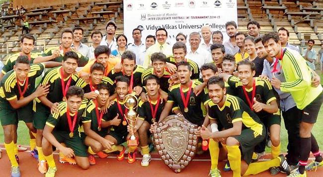 The victorious Rizvi College team pose with the trophy 