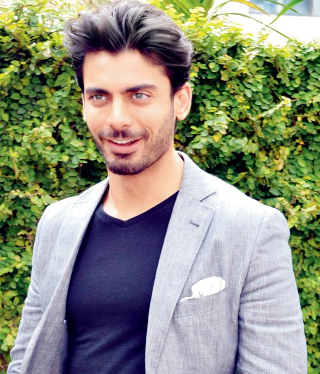Fawad Khan announced his entry into B-Town with Khoobsurat