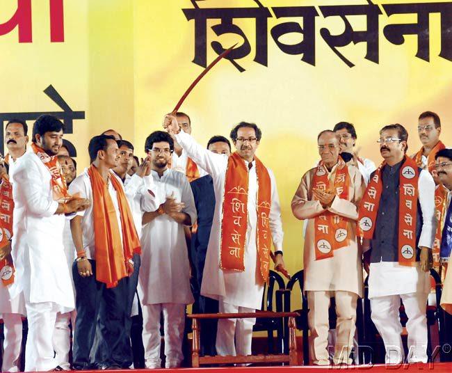 Shiv Sena chief Uddhav Thackeray at MMRDA ground, BKC, yesterday. Pic/Sayyed Sameer Abedi