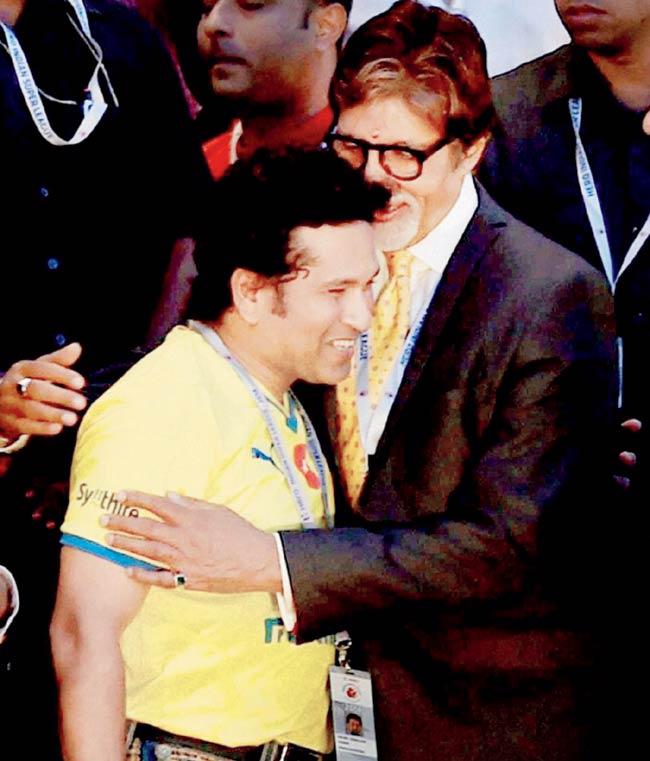 Sachin Tendulkar with Amitabh Bachchan