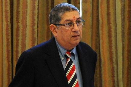SC refuses to restrain Srinivasan from contesting elections