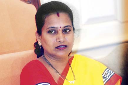 Mumbai mayor Snehal Ambekar compares Modi with Hitler 