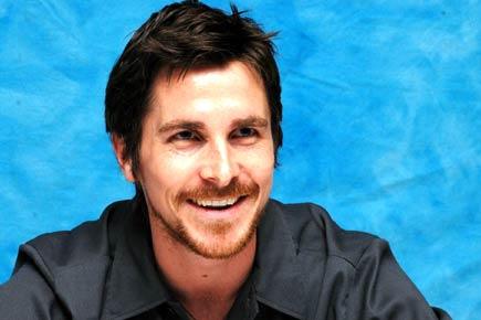 Christian Bale in talks to play Steve Jobs