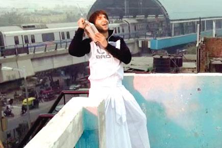Ranveer Singh does lungi dance in 'Kill Dil'