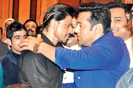 No more hugs for Shah Rukh Khan, Salman Khan?