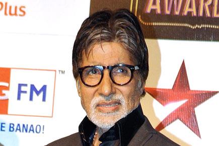 Amitabh Bachchan turns bathroom singer in 'Shamitabh'
