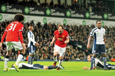 EPL: Daley Blind rescues a point for woeful Man United