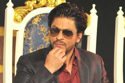 Shah Rukh Khan down with fever