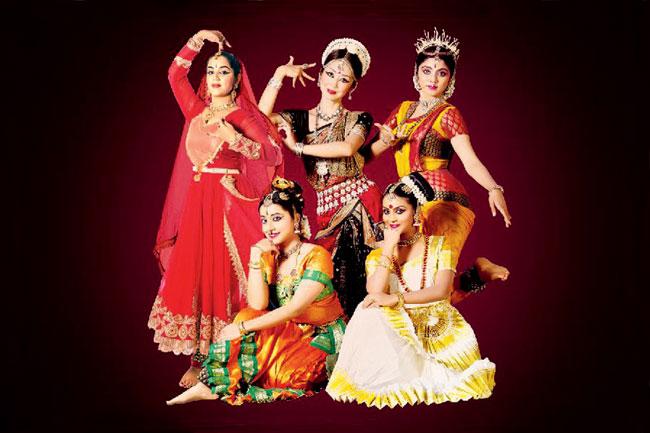 Share more than 144 classical dance group poses - xkldase.edu.vn