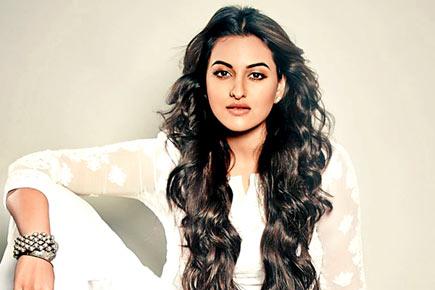 Sonakshi Sinha wanted to work in 'Lingaa' to share screen with Rajinikanth