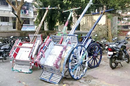 Another illegal horse-cart race busted in Mumbai