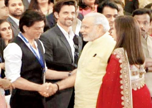 PM Modi with Shah Rukh Khan and Hrithik Roshan
