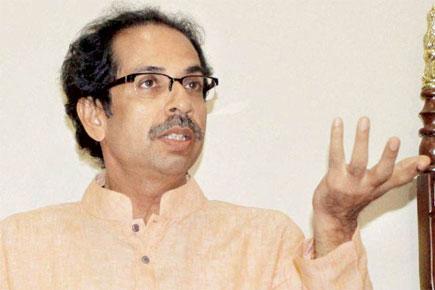 Uddhav Thackeray holds talks with Shiv Sena leaders, unlikely to be in govt for now