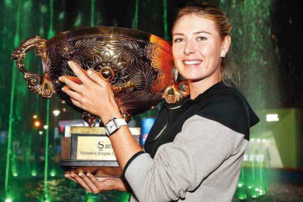 Maria Sharapova, Novak Djokovic win China Open titles