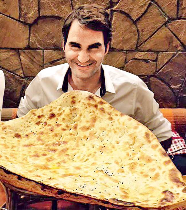 Roger Federer tweeted this picture of a giant naan