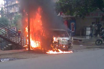 Mumbai: Ambulance catches fire in Badlapur