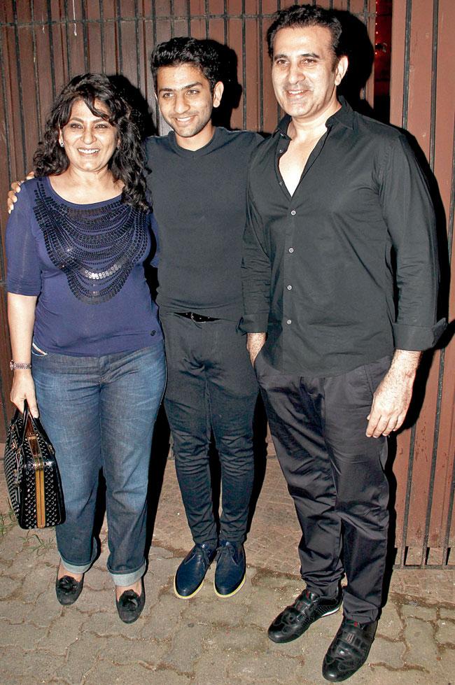 Archana Puran Singh with son and Parmeet Sethi