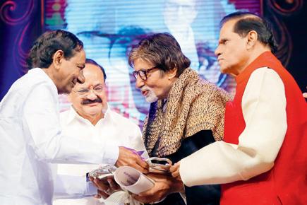 Amitabh Bachchan felicitated by Telangana chief minister