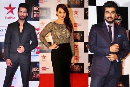 Celebs react on Peshawar school attack 