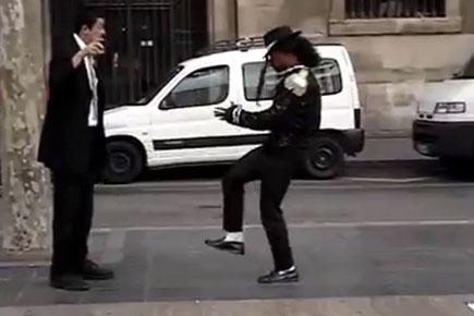 Dance dual: Mormon vs Michael Jackson impersonator