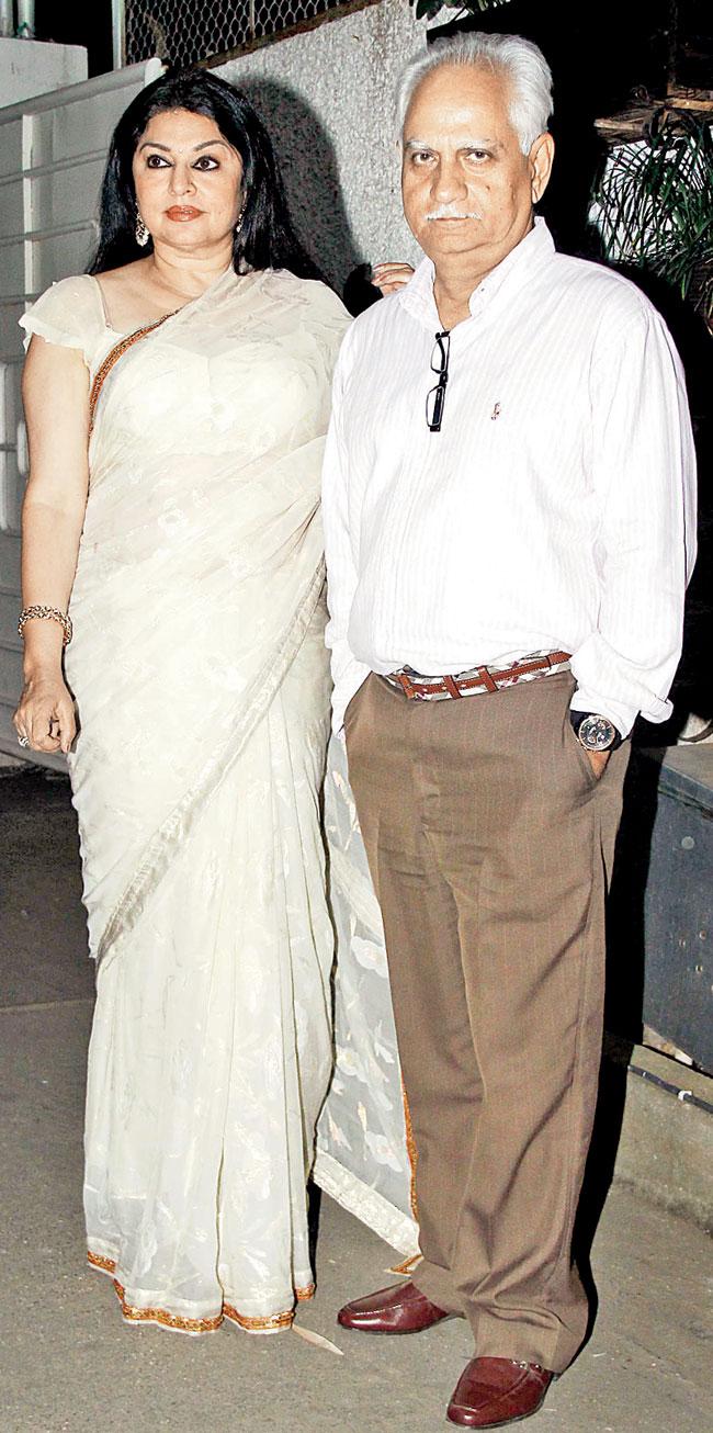 Kiran Juneja with filmmaker husband Ramesh Sippy