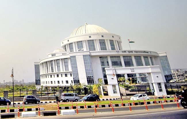 Over 6,500 employees work in NMMC, of which only 2,500 are permanent. File pic