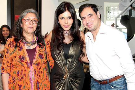 Mumbai's socialites and financial wizards attend art exhibit