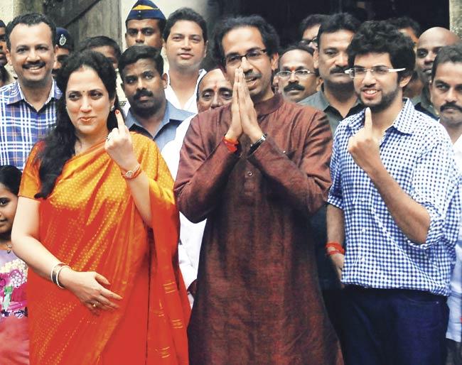If the NCP decides to support the Shiv Sena, with outside support from the Congress to this new ‘alliance’, the BJP may find itself in the opposition. File pics
