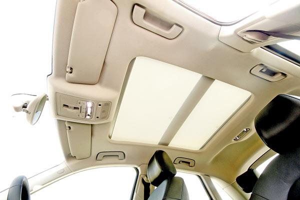 A standard size sunroof comes at no extra cost. You’ll have to pay extra for the panoramic  variant, though