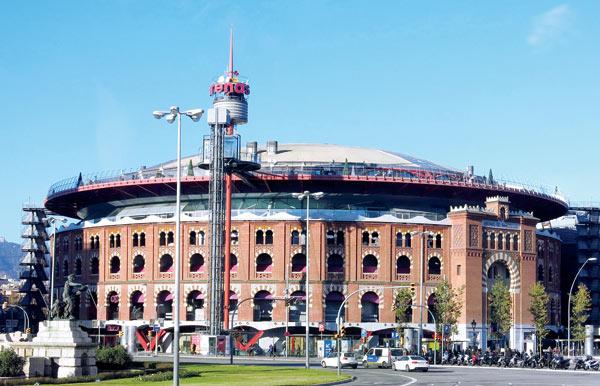 The Arenas de Barcelona is a former bullring converted into a recreational complex with  a large roof terrace 