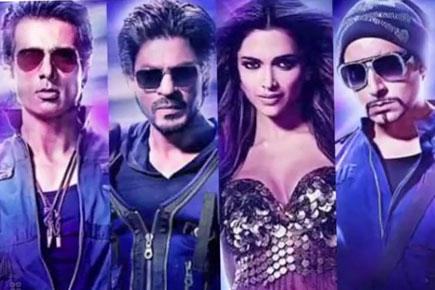  Public review of 'Happy New Year' 