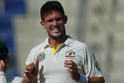 Injured Mitchell Marsh won't bowl further in 2nd Test