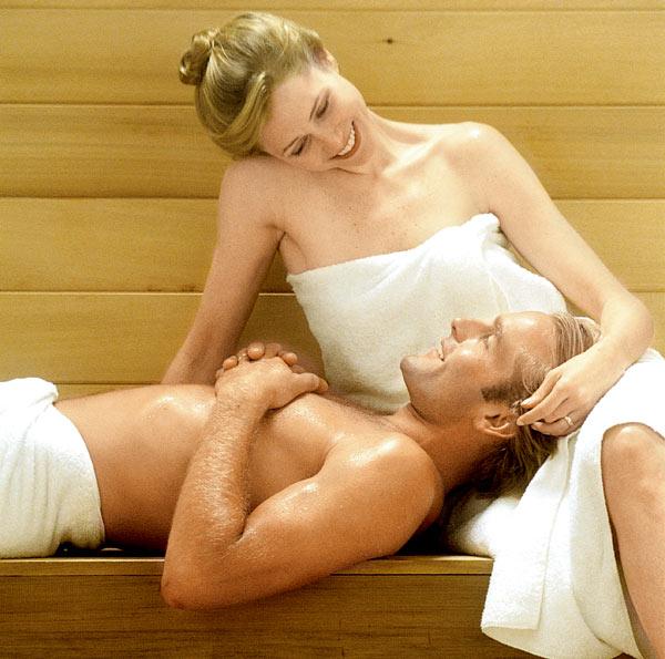 Nudity is compulsory at this Australian fitness centre!