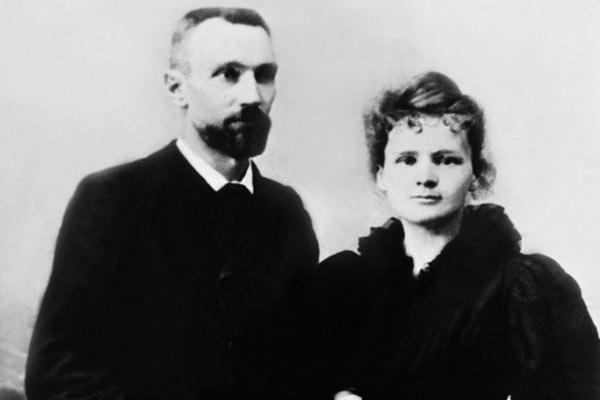 Picture dated probably 1895 shows Marie Skolodowska Curie and husband Pierre Curie shortly after their wedding. Pic/AFP