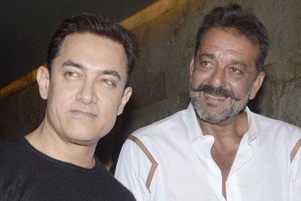 Sanjay Dutt out of Jail, watches 'pk' with Aamir Khan