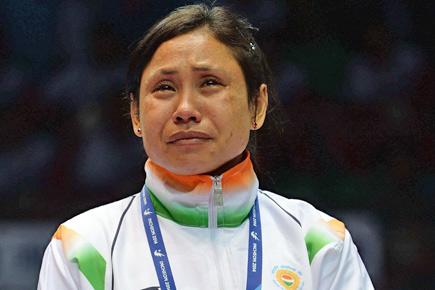 AIBA suspends boxer Sarita Devi for protesting at Asian Games