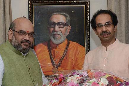 Fadnavis oath: Uddhav to attend swearing-in after BJP reaches out