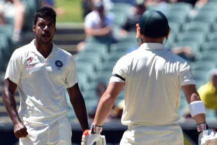Adelaide Test: Team India involved in verbal duels with Warner & Smith 
