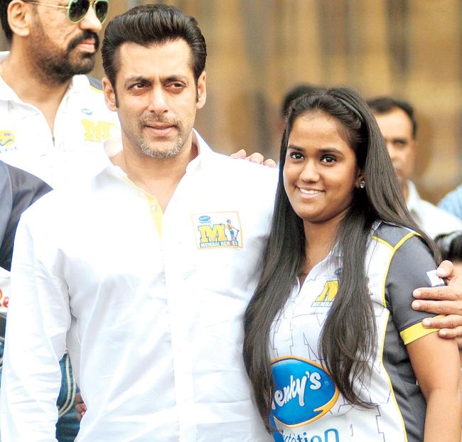Salman Khan (left) and his sister Arpita