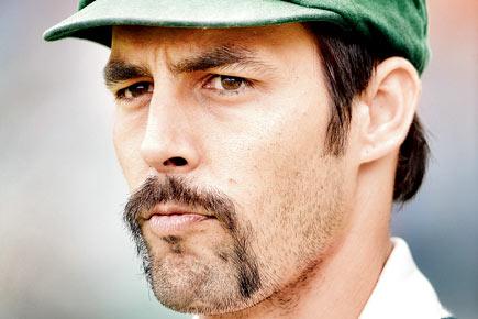 Fiery Mitchell Johnson leaves South Africa reeling
