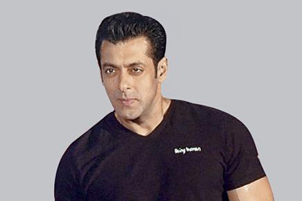 Salman Khan to play a double role in Sooraj Barjatya's next?
