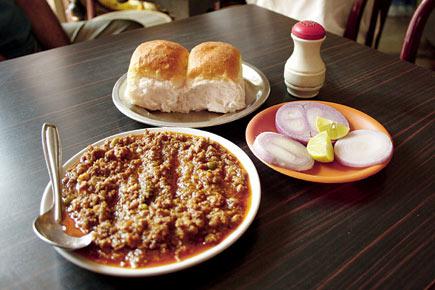 Why Dadar eatery Cafe Colony is popular with Mumbaikars