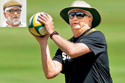Time for Duncan to check out: Bishan Bedi slams India's coach