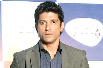 Farhan Akhtar and his band to tour smaller towns