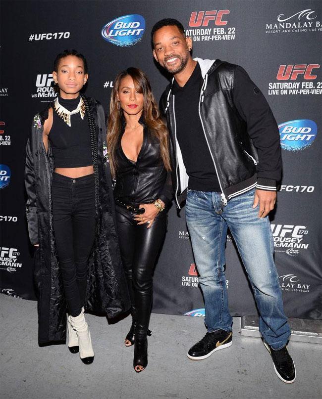 Jada Pinkett Smith with daughter Willow and husband Will Smith