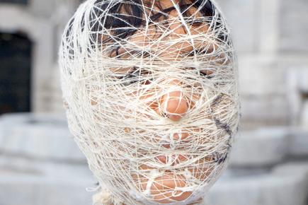 Artist Priyanka Choudhary's thread bare act against violence