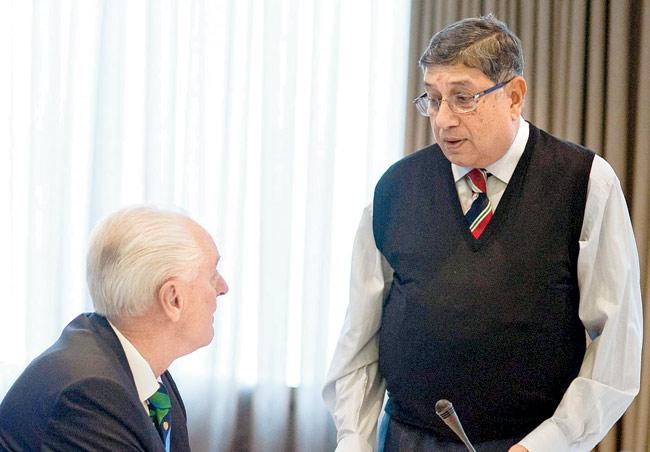 BCCI chief N Srinivasan (right) speaking to Wally Edwards, the chairman of CA, during an ICC event. Pic/Getty Images