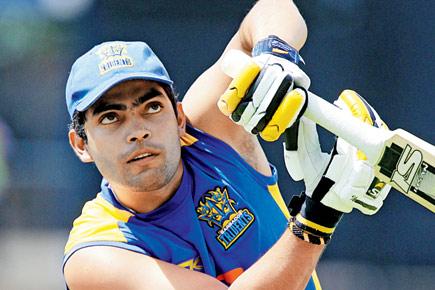 Pak cricketer Umar Akmal arrested for brawling with traffic official